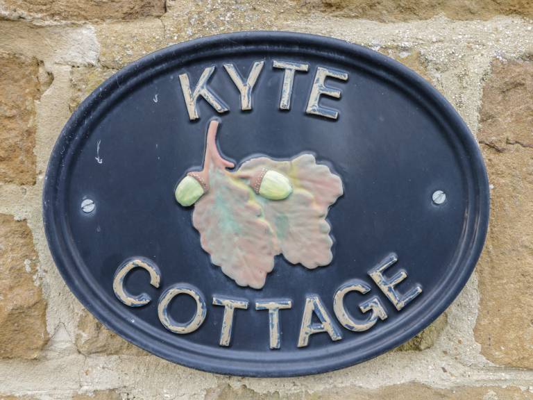 Child-friendly cottage with yard | Pets allowed — photo 3