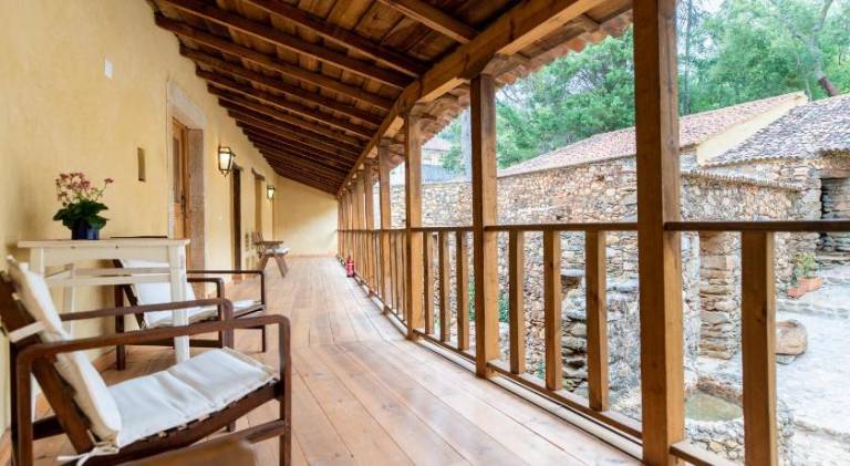Fully equipped house with patio, yard & private pool | Perfect for remote work | Dogs allowed in Coimbra
