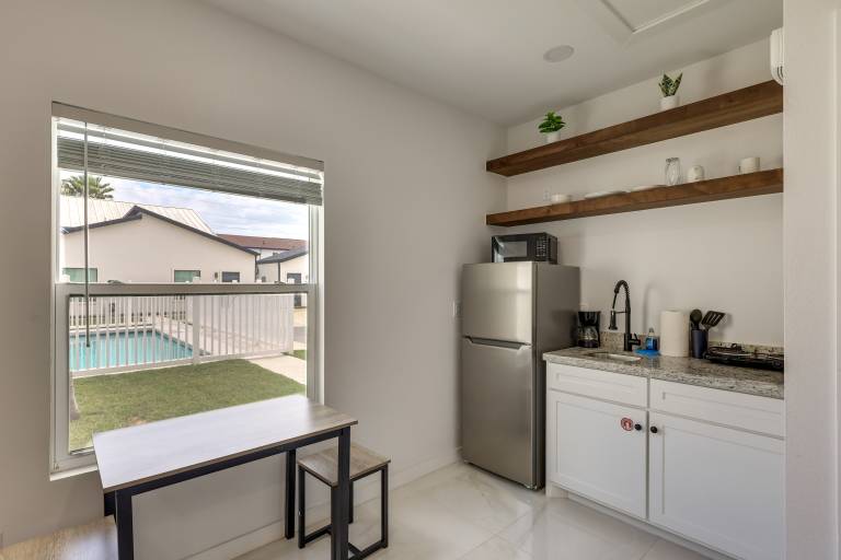 Walk to Beach & Bars! SPI Studio w/ Pool Access — photo 2