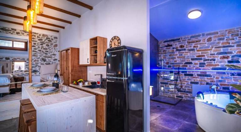 SELO Luxury Suite — photo 4
