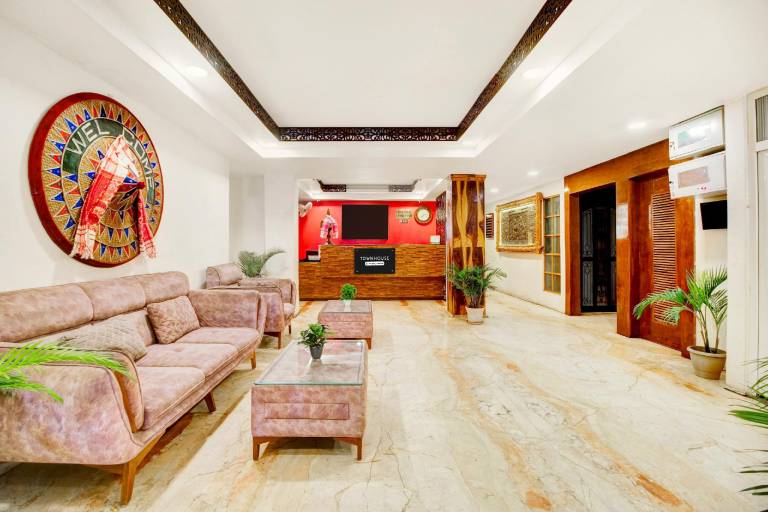 Super Townhouse Hatigaon Near Medicity Formerly Hotel Grand Majesty — photo 3