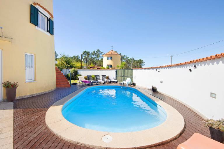 Fully equipped ample vacation home with garden, private pool & patio | Garden view | Pets allowed — photo 2