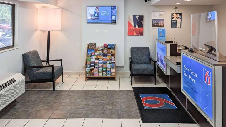 Motel 6 Nashua, NH - North — photo 2