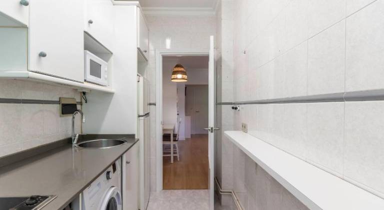 Apartment | Near Azkuna Zentroa — photo 2