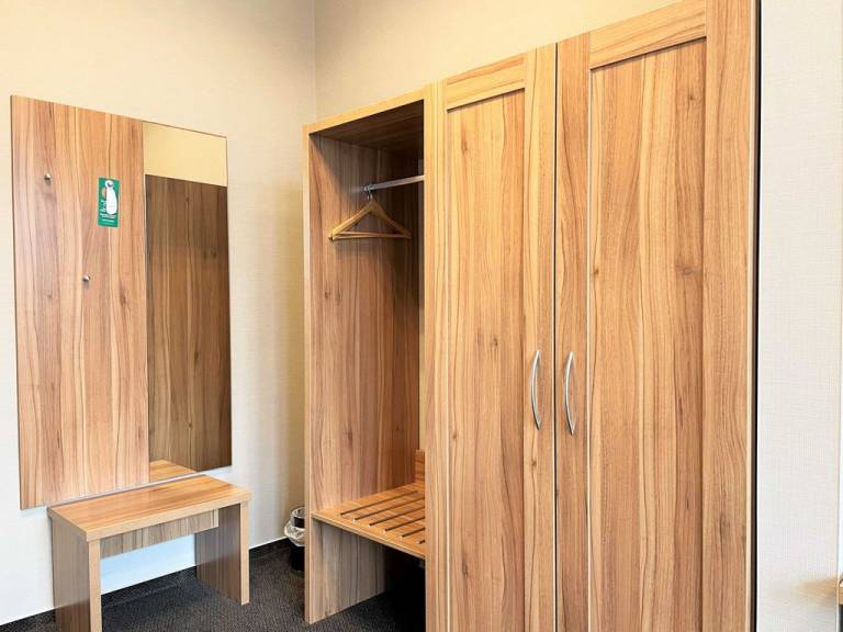 Doppelzimmer 105