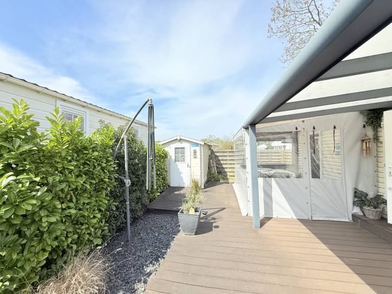 Vacation home with yard, terrace & pool | Close to the beach | Dogs allowed — photo 3