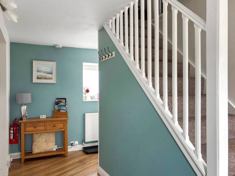 Family-friendly cottage with yard | Pets are welcome — photo 3