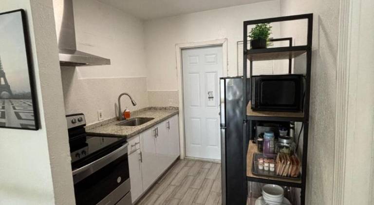 Villa with 1 room for 8 persons — photo 4