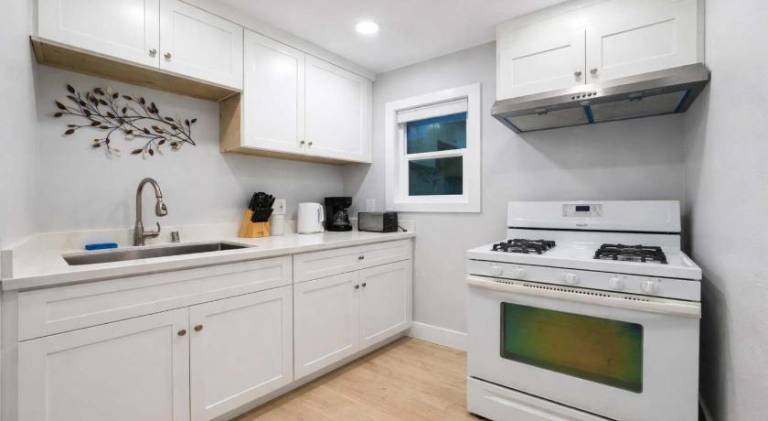 House with 2 rooms for 4 persons — photo 4