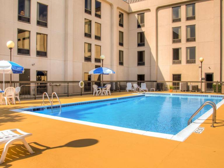 Hampton Inn Frankfort — photo 2