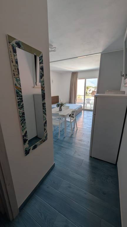 Family-oriented apartment with terrace | Dogs allowed — photo 3