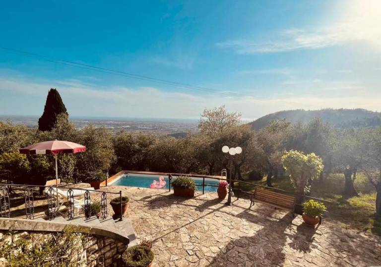 Villa with garden, terrace & grill | Sea view — photo 2