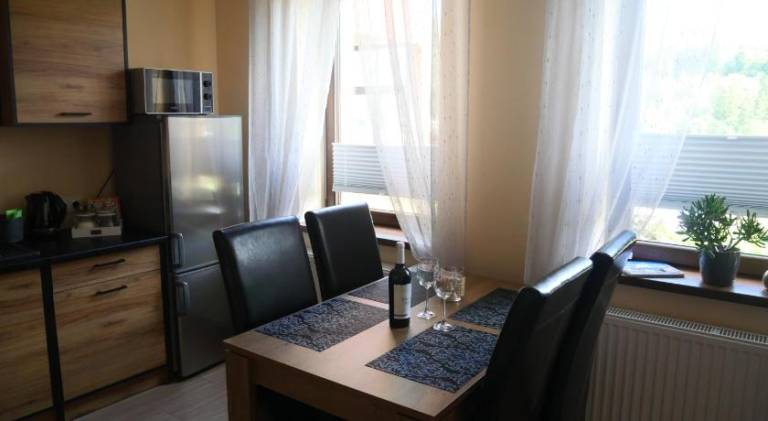 Apartment with BBQ & yard | Dogs allowed in Szklarska Poreba