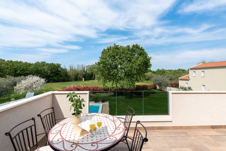 Fully equipped villa with sauna, yard & patio | Pets are welcome — photo 4