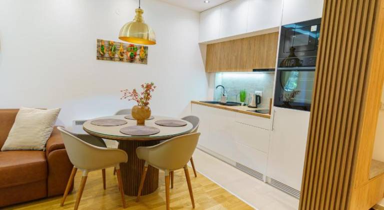 Pleasant serviced apartment with sauna, garden & patio | Dogs allowed — photo 5