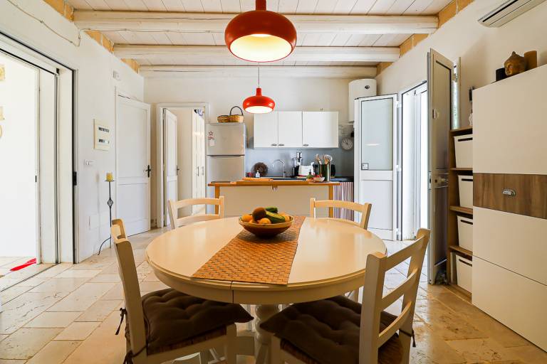 House with BBQ & yard | Garden view in Matino