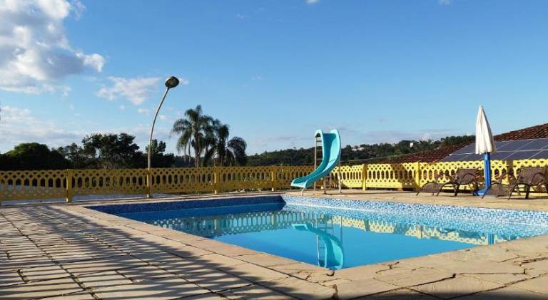 1000 m&sup2; Ferienhaus