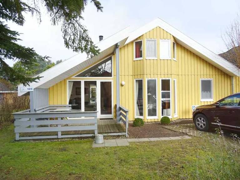Wildgans 128 - Klassisches skandinavisches Ferienhaus für bis zu 6 Personen in Mirow