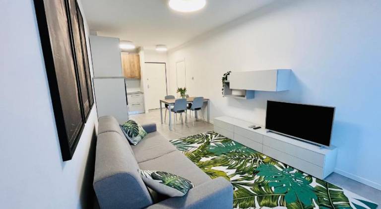 Serviced apartment with pool, barbecue & garden | Close to the beach | Dogs allowed — photo 2