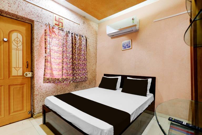 Hotel O Om Yatri Own Lodging