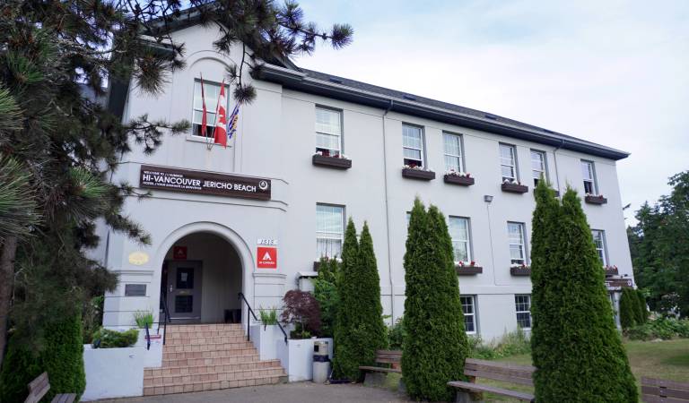 Hostel  West Point Grey