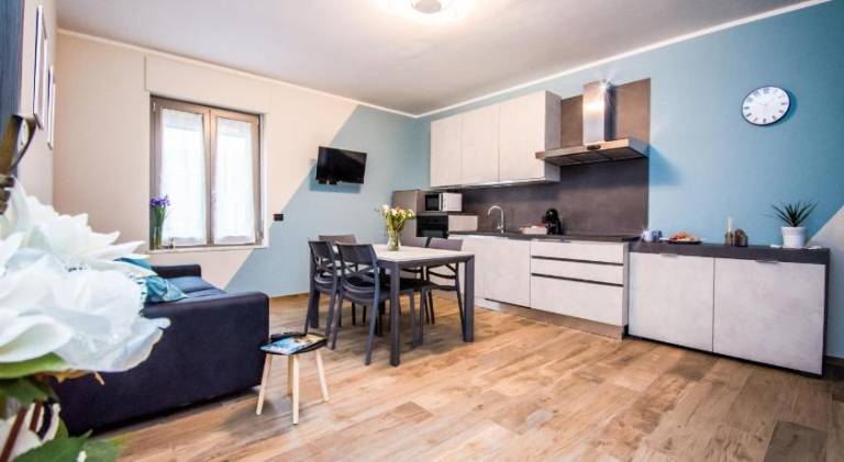 Rental apartment with 2 rooms for 6 persons — photo 2