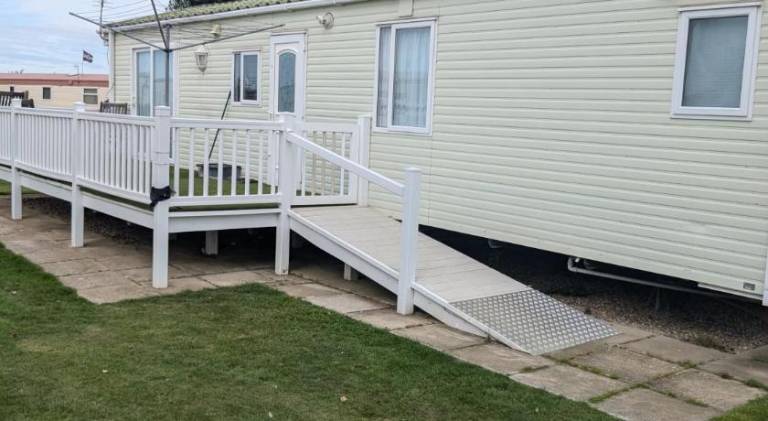 Disabled access C10 Millfields caravan park 2 bedrooms lead person must be over 30 in Skegness