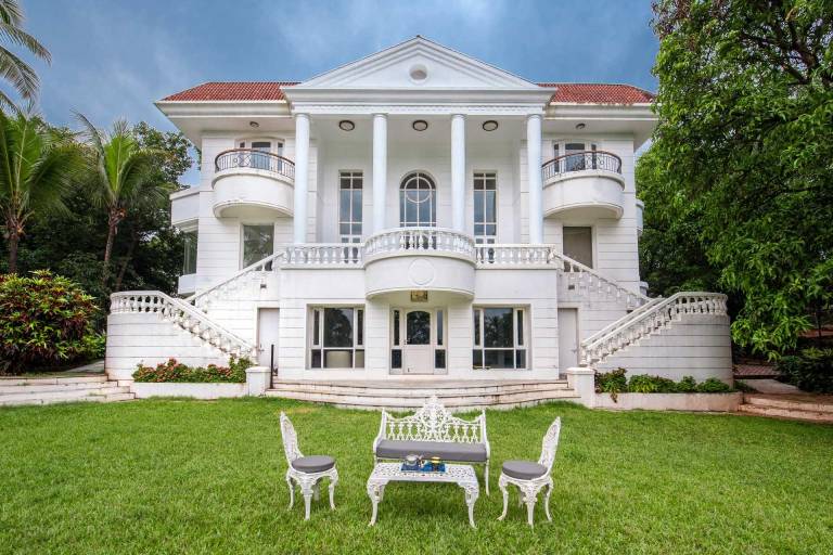 6897 m² Villa