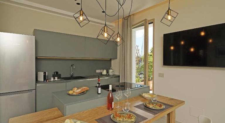 Apartment with terrace | Suitable for remote work — photo 4