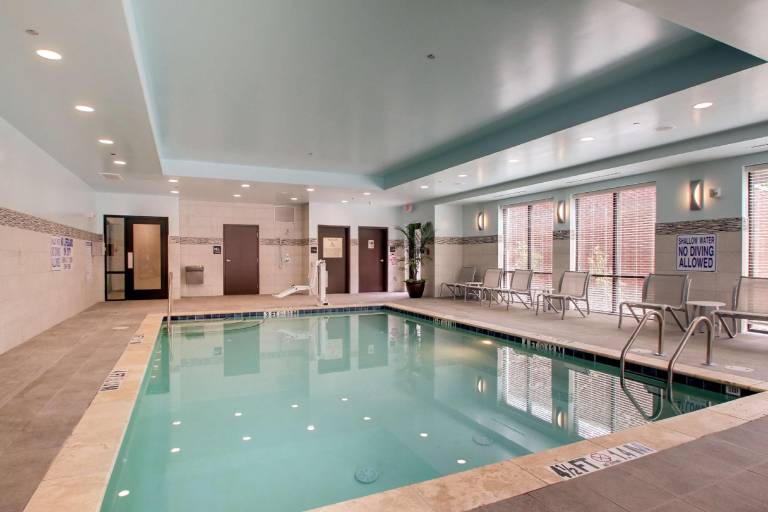 Hampton Inn & Suites Greenville Airport — photo 4