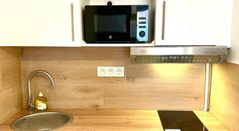 Holiday apartment with patio — photo 5