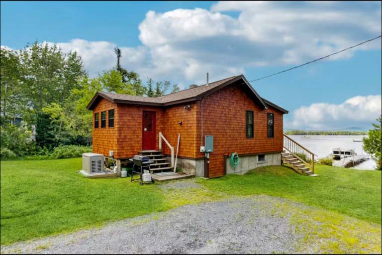 House Northwest Piscataquis