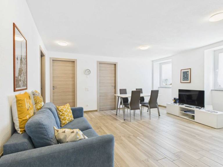 Ferienwohnung Aranno