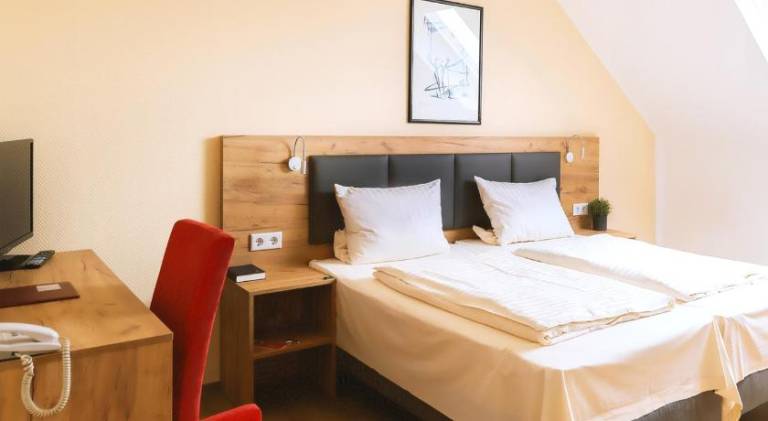 Turm Hotel Hanau — photo 2