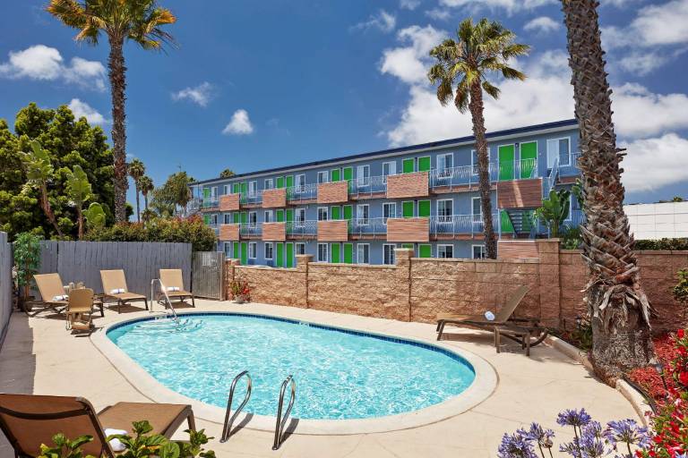 SureStay by Best Western San Diego Pacific Beach — photo 2