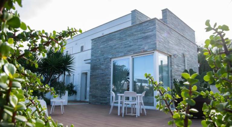 House with garden & terrace | Pets are welcome in Bari
