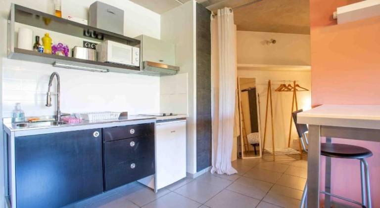 Holiday apartment | Next to Popes' Palace | Dogs allowed — photo 5