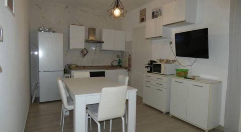 Villa with 2 rooms for 6 persons — photo 3