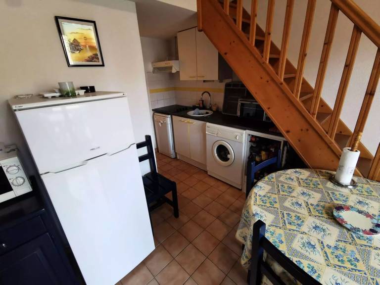 House with 2 rooms for 6 persons — photo 4