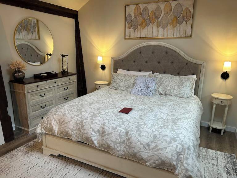 Bed and breakfast  New Milford