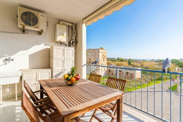 House with fast internet & patio | Garden view in Otranto