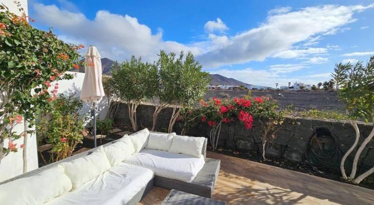 Holiday apartment with private pool — photo 3