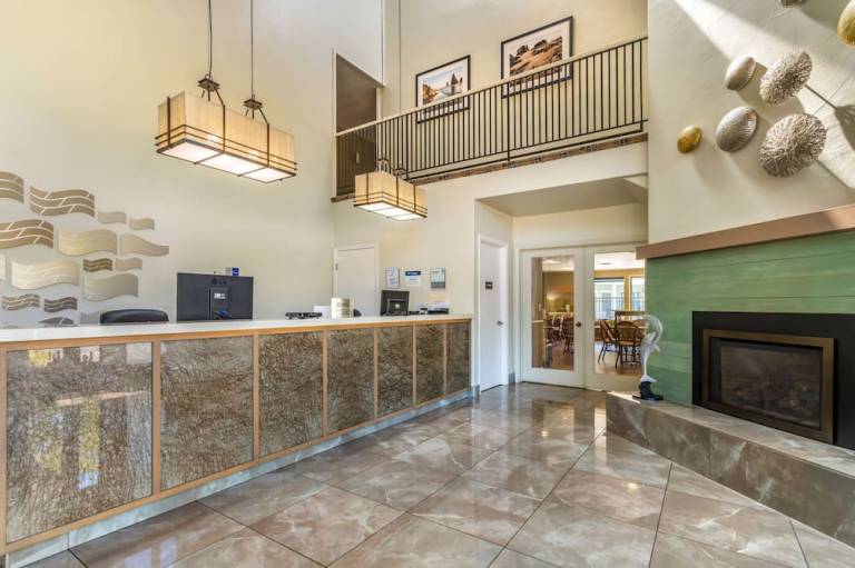 Best Western Plus Inn Scotts Valley