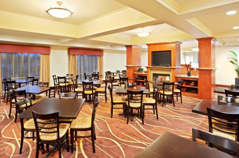 Holiday Inn Express Hotel & Suites Chehalis - Centralia By IHG — photo 5