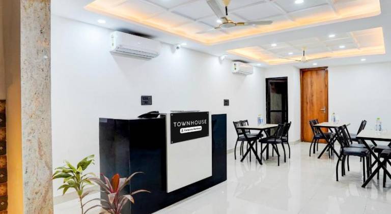Super Townhouse Sector 143B Noida — photo 5