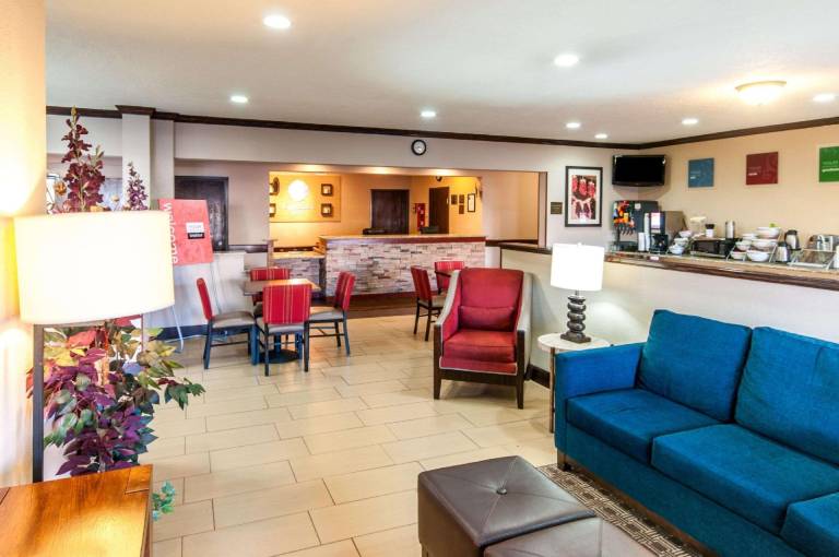 Comfort Inn Albuquerque Airport — photo 4