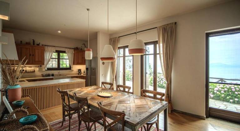 Villa with 4 rooms for 9 persons — photo 3