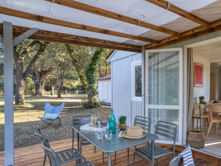 Bungalow with terrace — photo 5