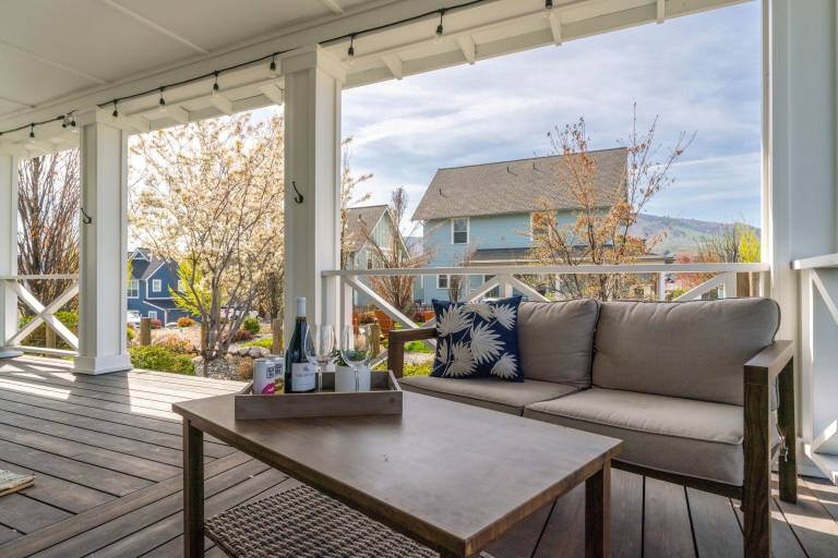 House Chelan
