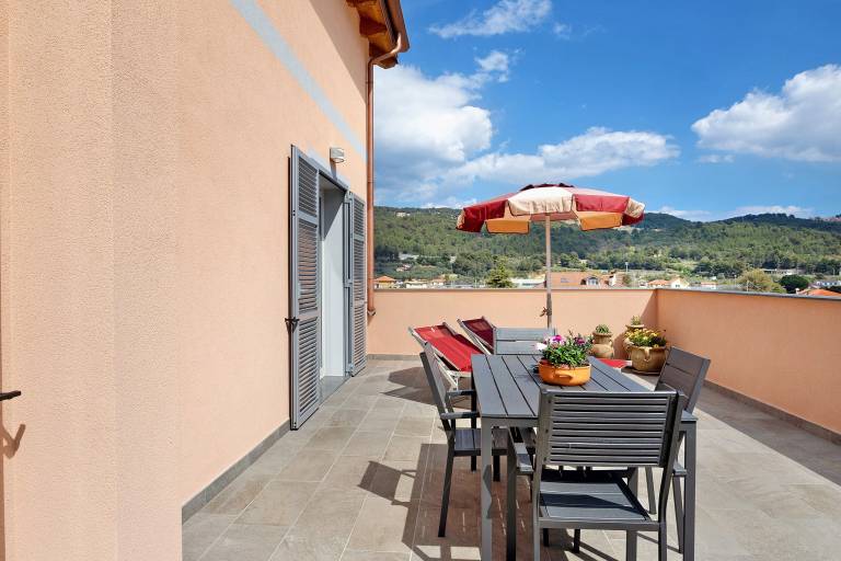 Holiday Apartment "Antichi Ricordi - Le Giare" with 2 Balconies, Shared Pool & Wi-Fi — photo 4